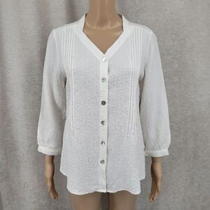 Nomadic Traders Linen Rayon Pintuck Pleat White Button-Up Blouse